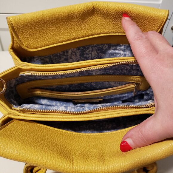 Emmylou Crossbody Purse ~ Urban Expression - Picture 2 of 4